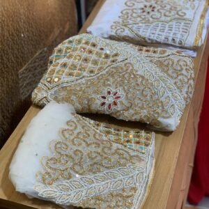 LUXURY WHITE GEORGE