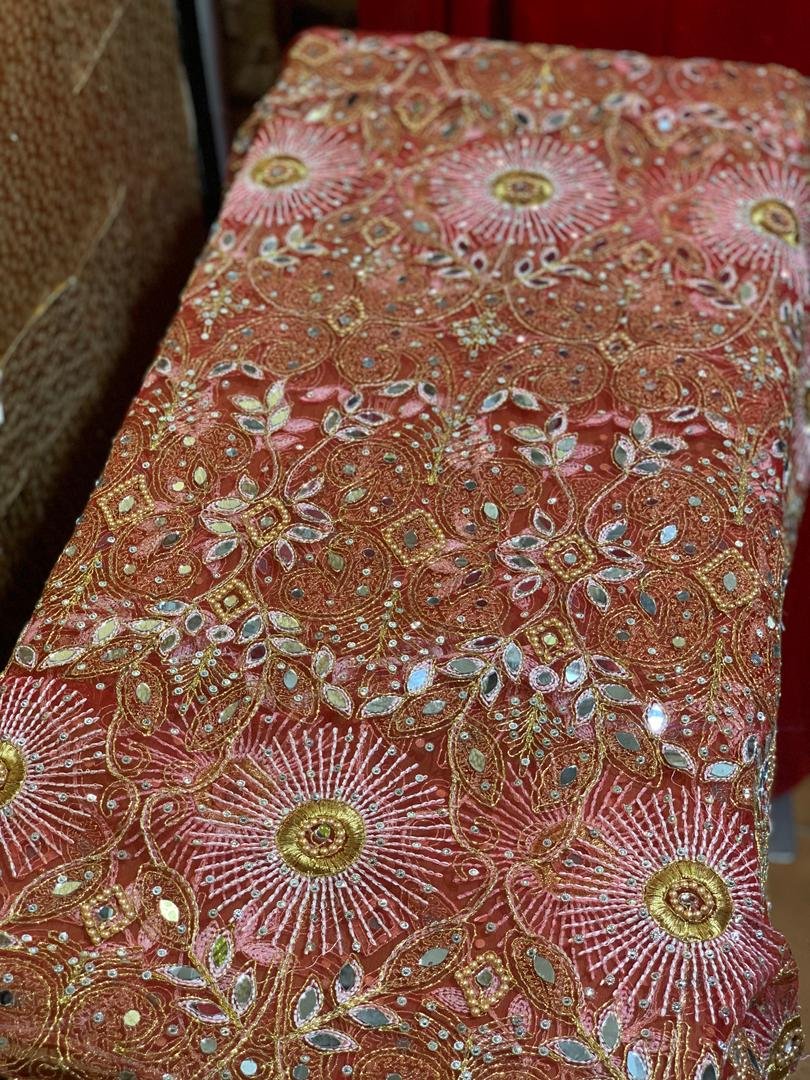 LUXURY RED GEORGE - Image 3