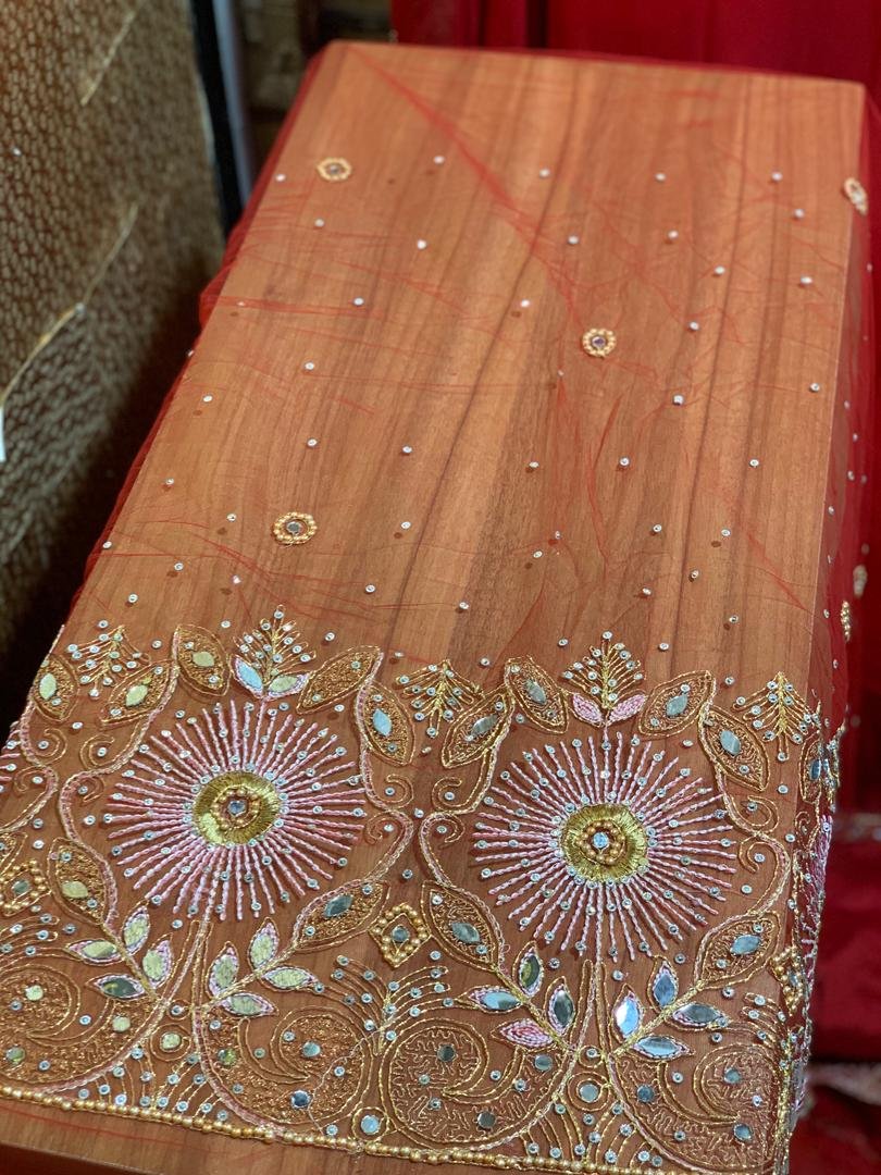 LUXURY RED GEORGE - Image 4