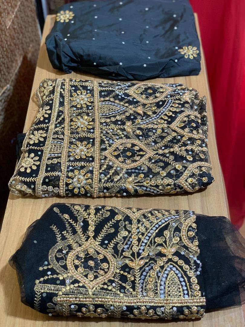 LUXURY BLACK GEORGE