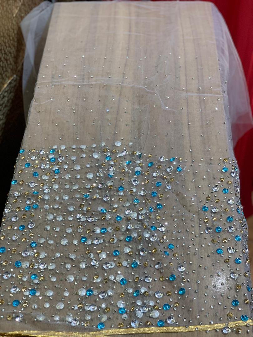 LUXURY ASH COLOR CRYSTAL - Image 3