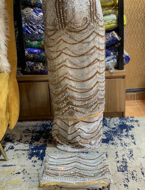 LUXURY WHITE CRYSTAL GEORGE