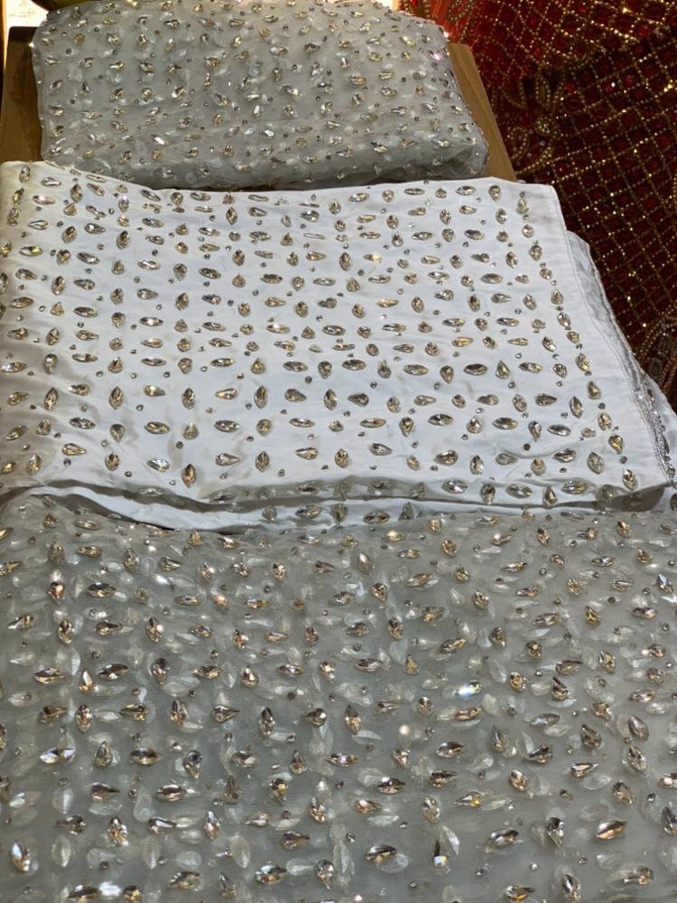 LUXURY WHITE CRYSTAL GEORGE