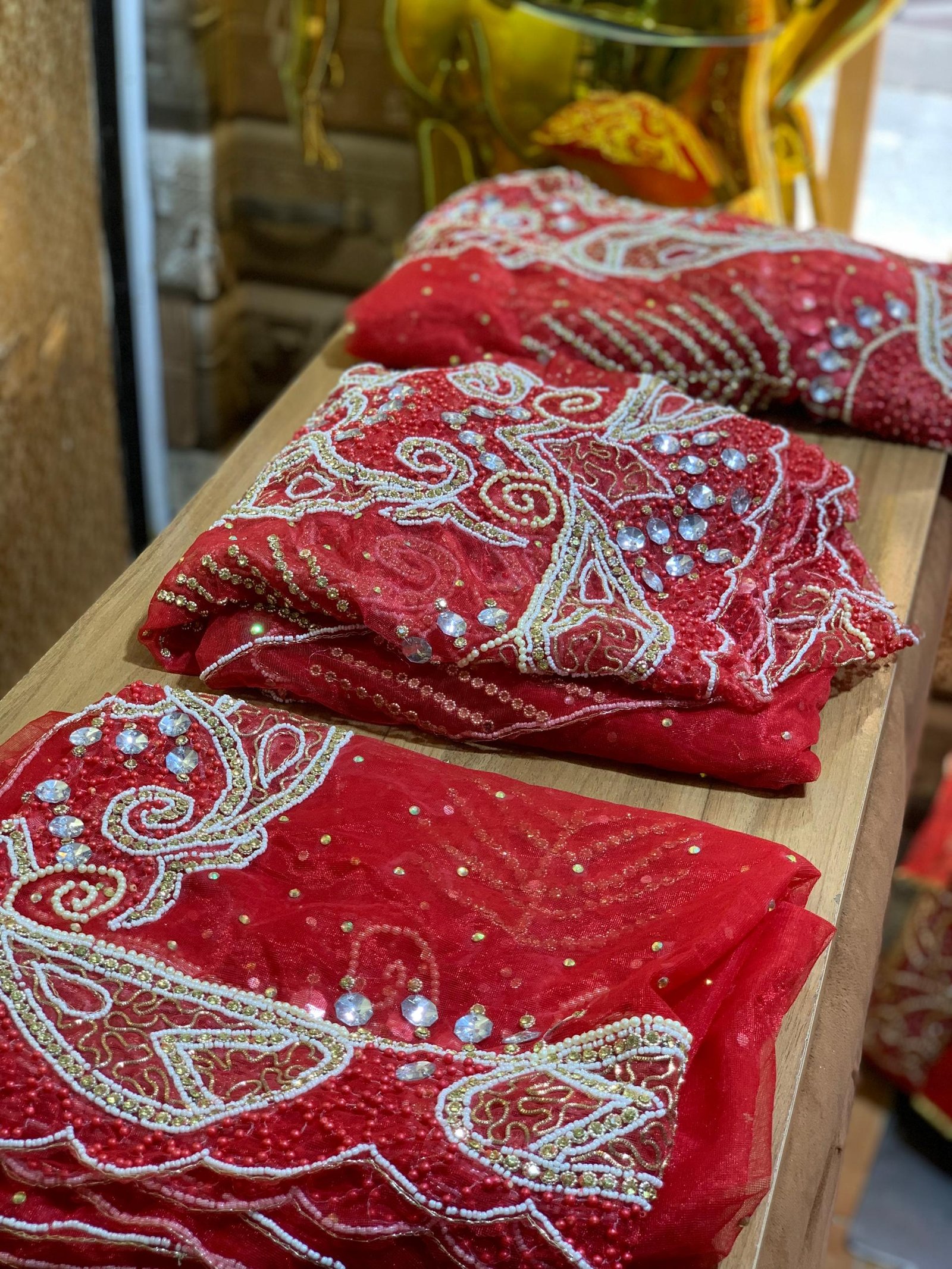 LUXURY RED GEORGE