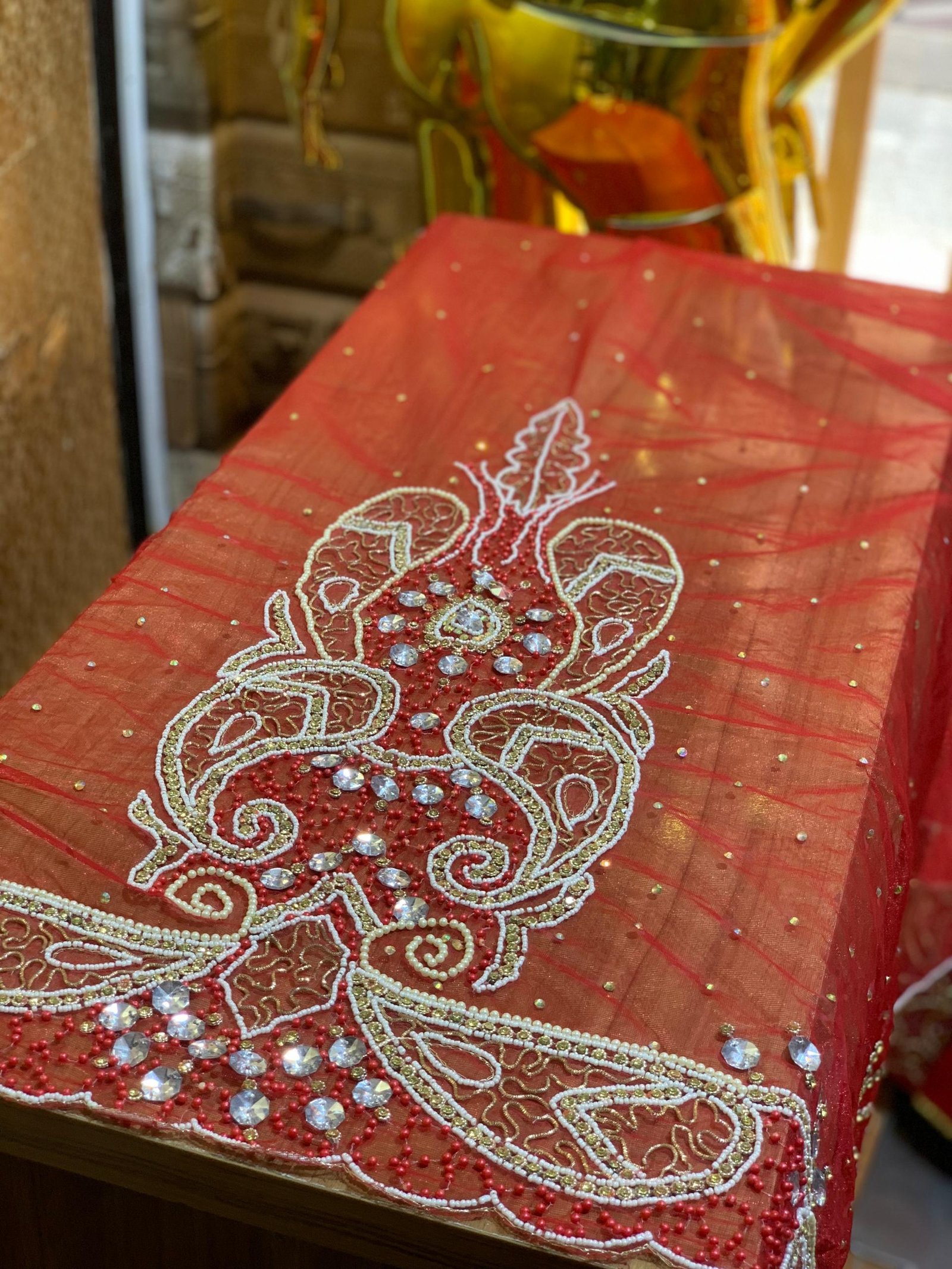 LUXURY RED GEORGE - Image 4