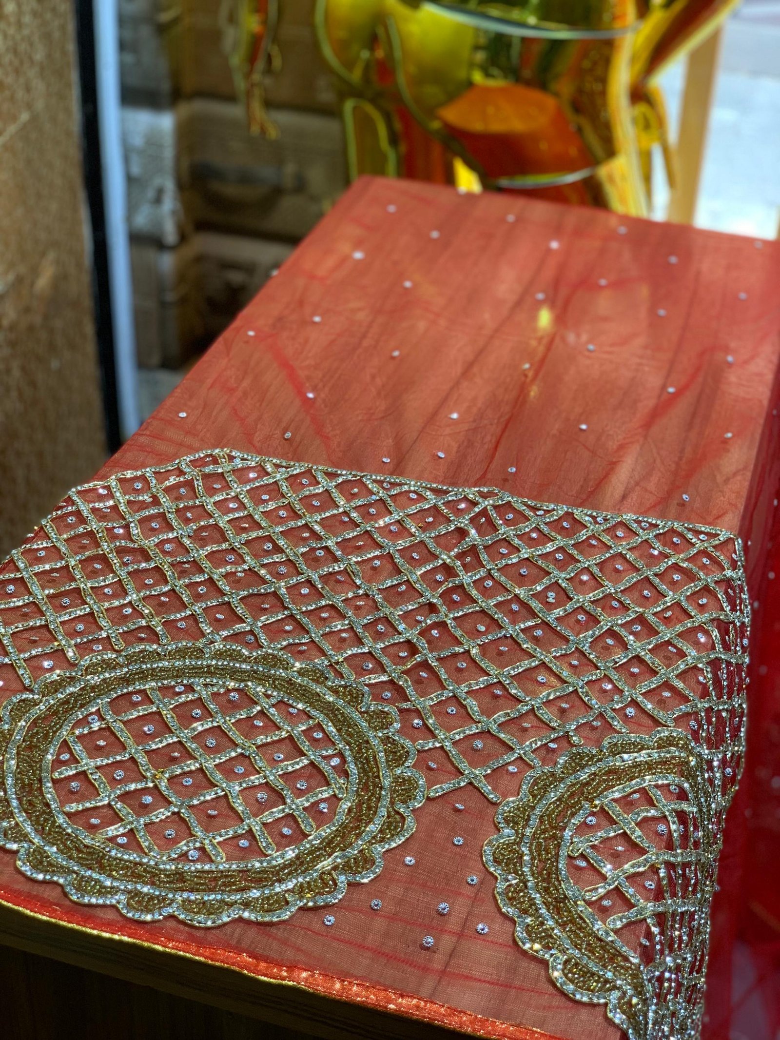 LUXURY RED GEORGE - Image 4